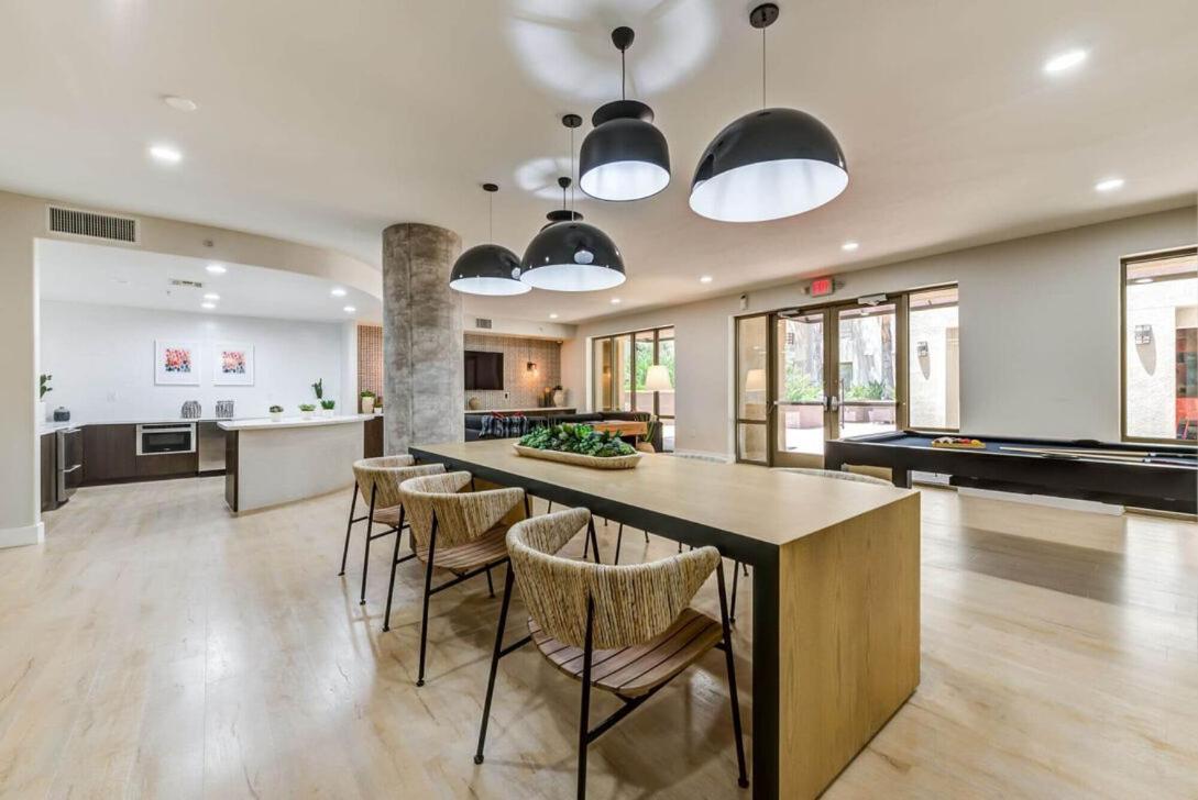 Woodland Hills Luxury Apt 2 Bed Ca Лос-Анджелес Экстерьер фото